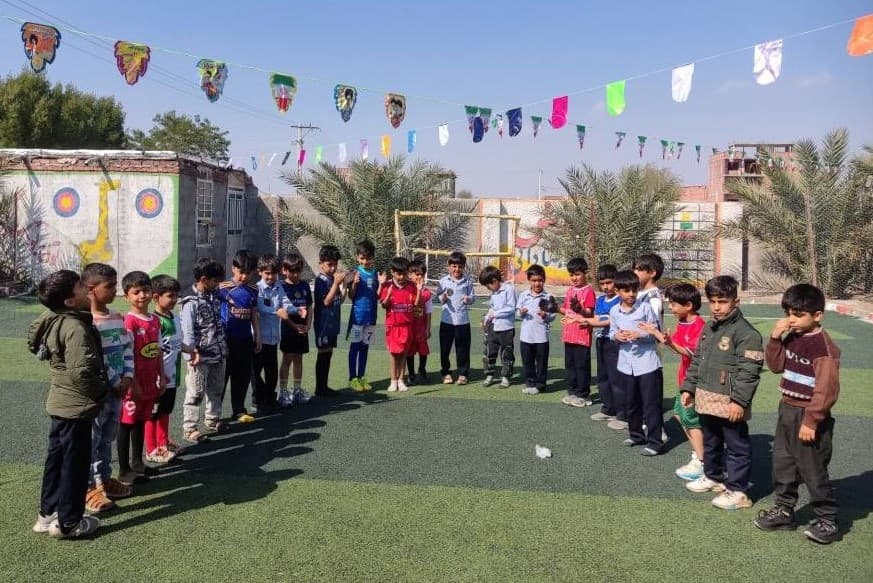 دبستان هوشمندغیر دولتی ثامن الحجج (ع)رودبارجنوب