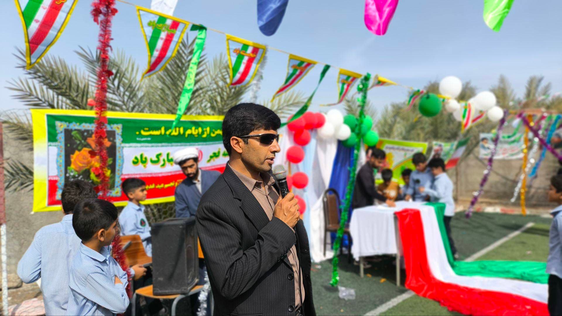 دبستان هوشمندغیر دولتی ثامن الحجج (ع)رودبارجنوب